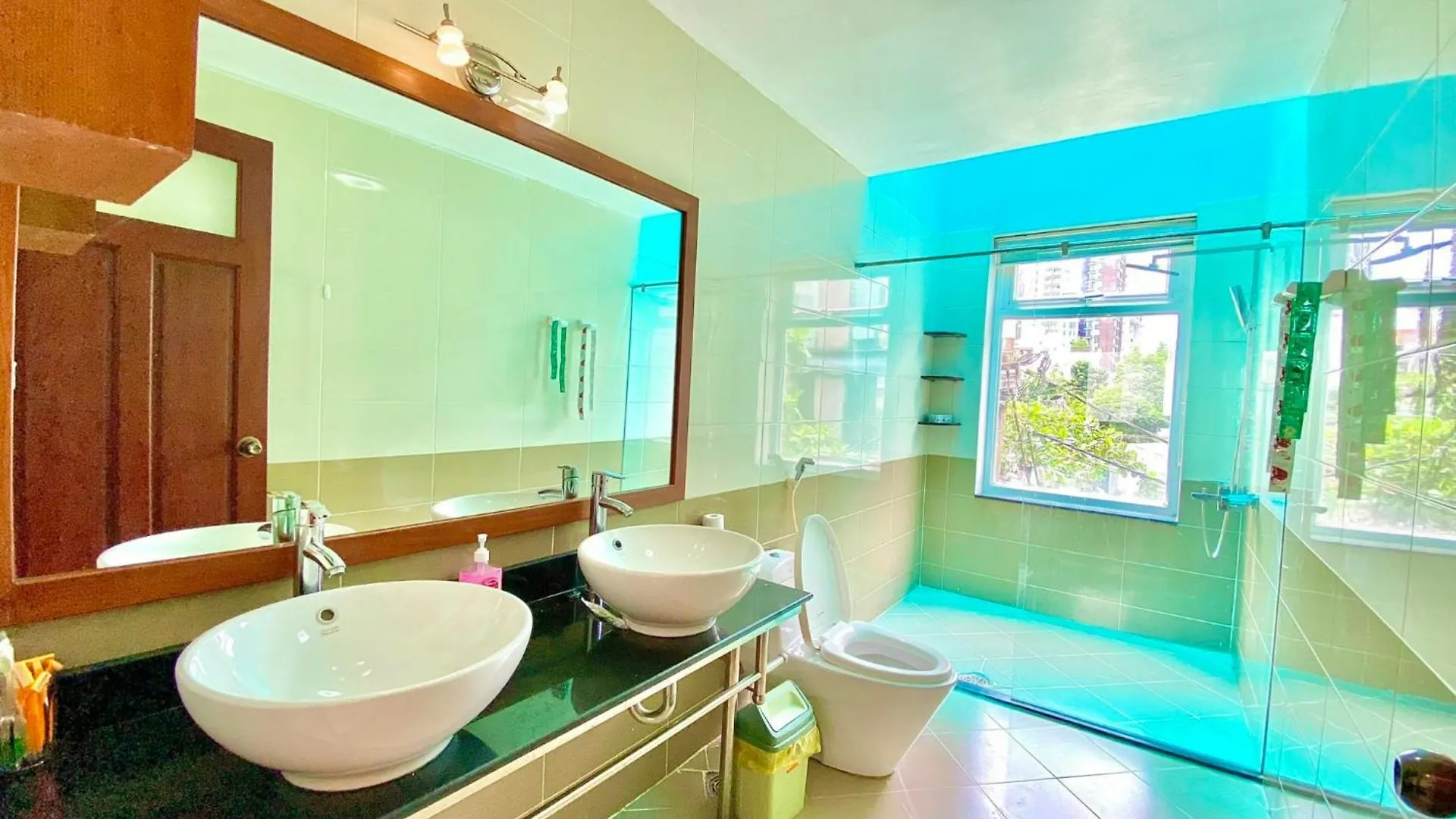 Gem Villa 215 - 6 Phong Ngu Lon, 8 Giuong, Ho Boi Lon, Trung Tam Thanh Pho Ho Chi Minh City