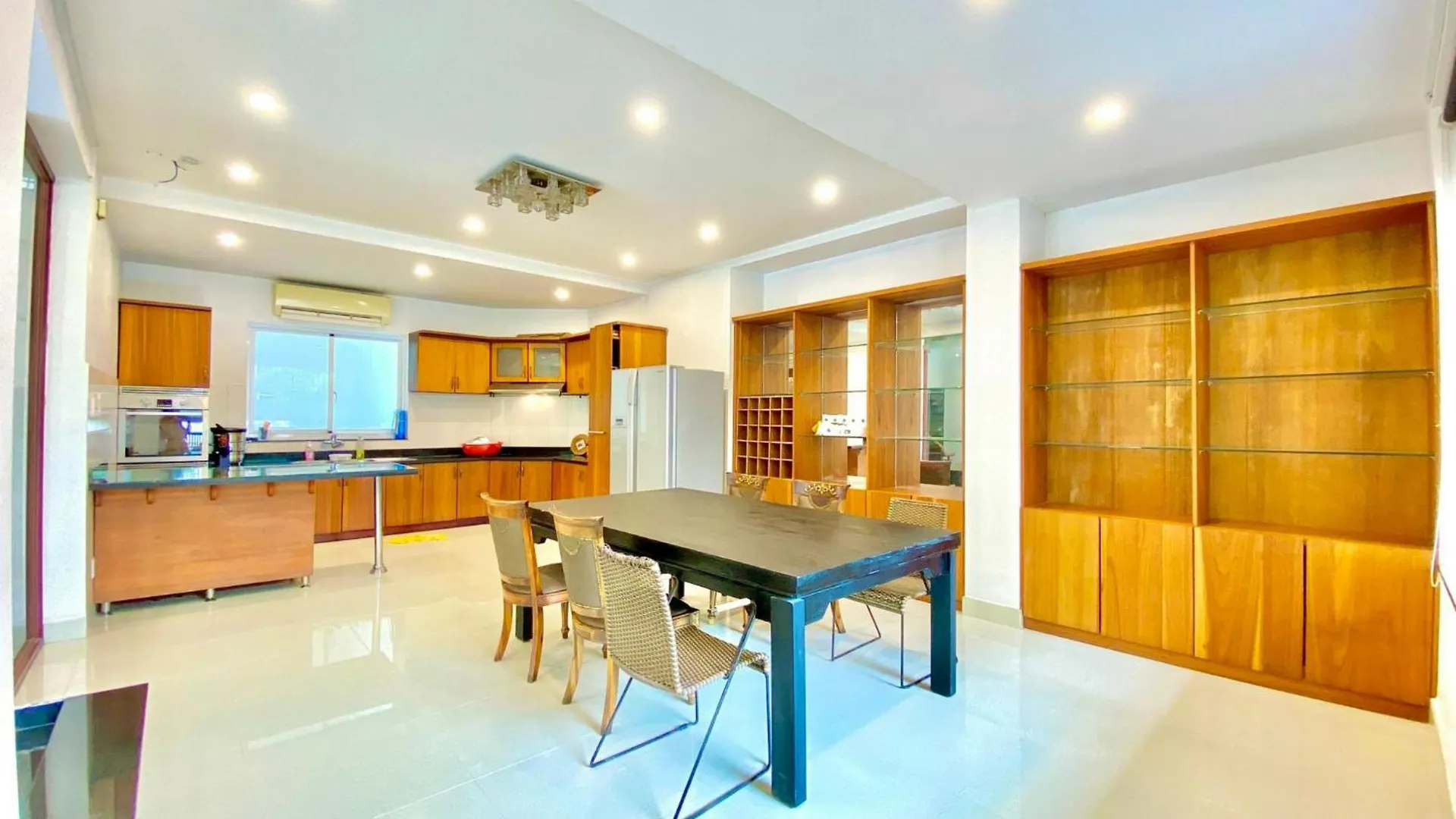 Gem Villa 215 - 6 Phong Ngu Lon, 8 Giuong, Ho Boi Lon, Trung Tam Thanh Pho Ho Chi Minh City